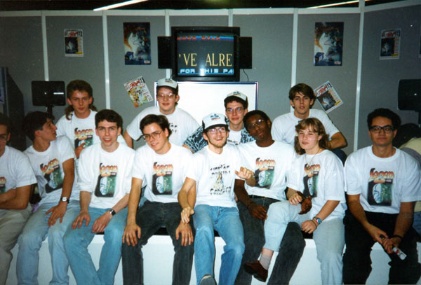 Front row, left to right: Overflow, Pict, Longshot, Rubi, Mr Plus, Slash, Christele, Naminu. Back row: Fred Crazy, Zebigboss, Hightower, Digit.